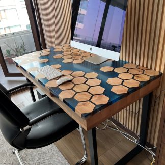 Escritorio hexagonal y resina Epoxy